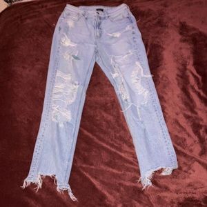 American Eagle Ripped Mom Jeans Size 2